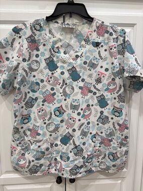 UA Scrubs Women's Owl Print V-Neck Top in White, Teal, Pink, Gray